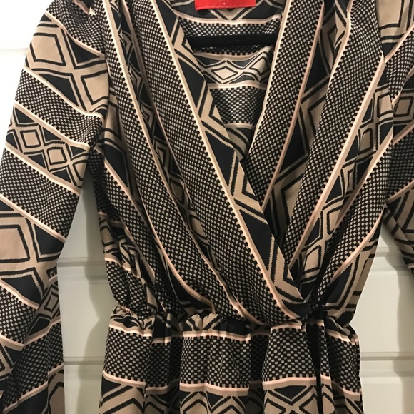Akira Mini Patterned Dress - Picture 2 of 3